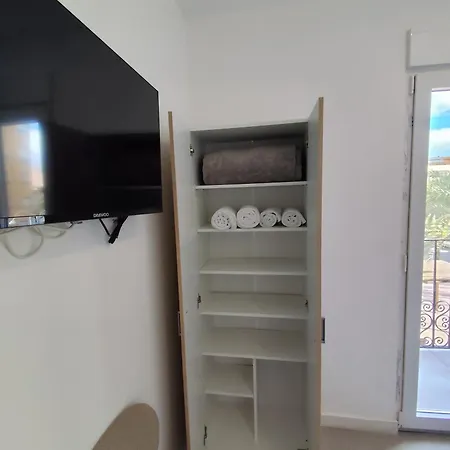 Nbm Hostel Playa de Gandia